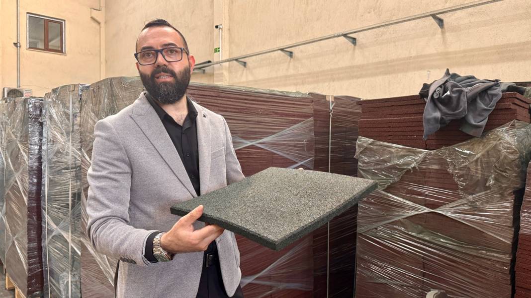 14 yıllık koku tutkusu! Konyalı iş insanı 400 şişe biriktirdi 1